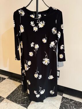 Tommy Hilfiger Daisy Floral Shift Dress NWT Size 8 Mod Retro Minimalist